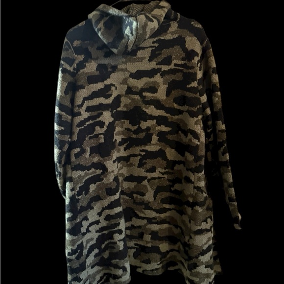Nine West camo Textured Sweater size large - Picture 3 of 7